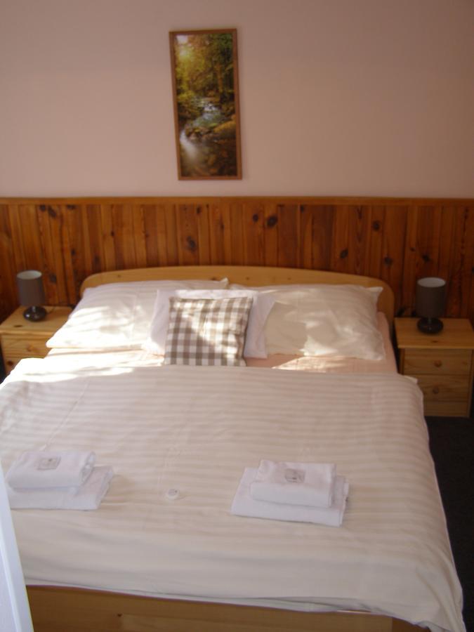 Hotel Garni Belveder Hřensko Екстериор снимка